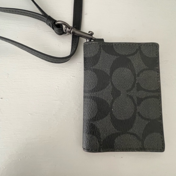 Coach bag, wallet, with ID lanyard. Used regularly but in good conditions. - Picture 2 of 7